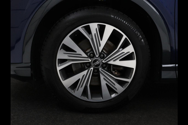 Audi Q4 e-tron 35 Launch edition Advanced 55 kWh | Warmtepomp | Stoelverwarming | Matrix LED | Carplay | Virtual Cockpit | Parkeerhulp | 19'' | Sportstoelen | Navigatie | Cruise control