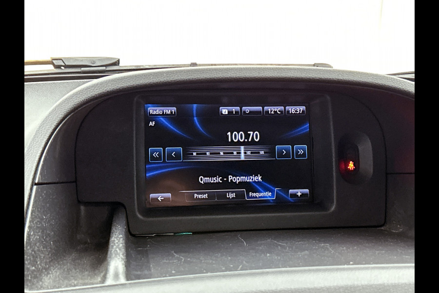 Renault Kangoo 1.5 DCi Euro6 81PK Comfort / Schuifdeur+Raam / Trekhaak / Airco / Pdc./ Navigatie / Radio multimedia / Apk 01-2027