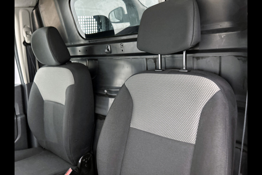 Renault Kangoo 1.5 DCi Euro6 81PK Comfort / Schuifdeur+Raam / Trekhaak / Airco / Pdc./ Navigatie / Radio multimedia / Apk 01-2027
