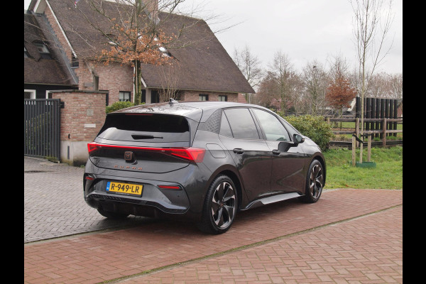 CUPRA Born Adrenaline 62 kWh 230pk | Camera | Sfeerverlichting  | Apple Carplay | Cruise Control |