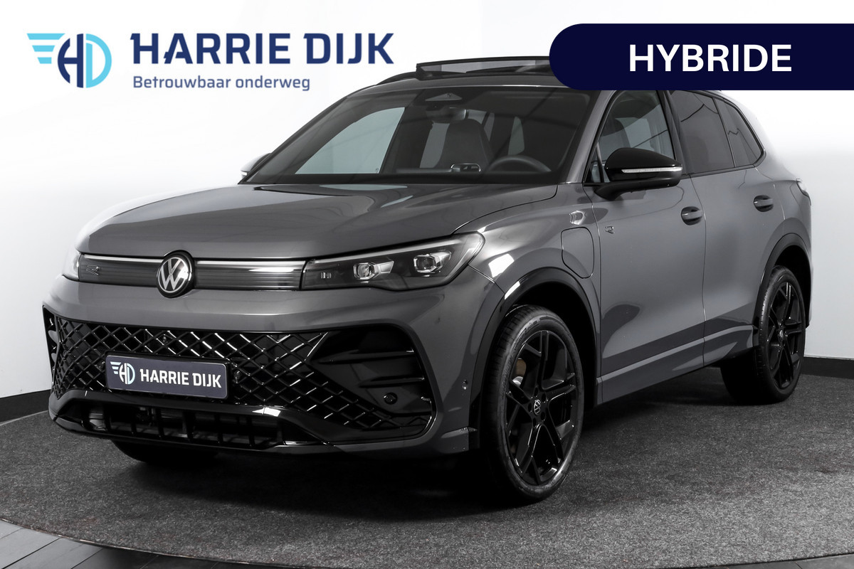 Volkswagen Tiguan 1.5 eHybrid 272 PK R-Line Edition | Black Style | Assistance Plus | Elek. Trekhaak | S/K-panodak | Adapt. Cruise | Stoel-+stuurverw. | NAV+App. Connect | 360 Camera | LM 20" | 3547