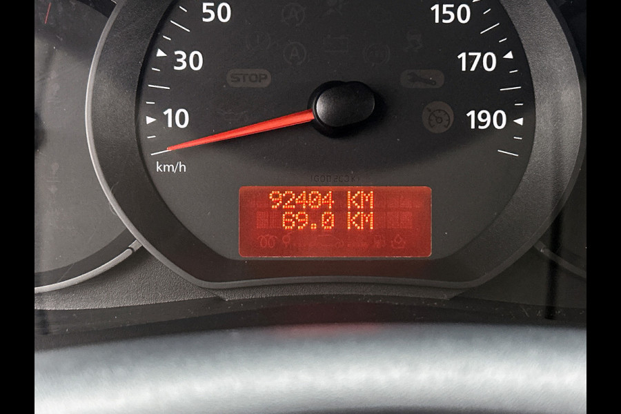 Renault Kangoo 1.5 DCi Euro6 75PK Comfort / 2x Schuifdeur / Trekhaak / Airco / Navigatie / Radio multimedia / Apk 08-2026