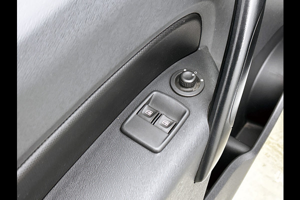 Renault Kangoo 1.5 DCi Euro6 75PK Comfort / 2x Schuifdeur / Trekhaak / Airco / Navigatie / Radio multimedia / Apk 08-2026