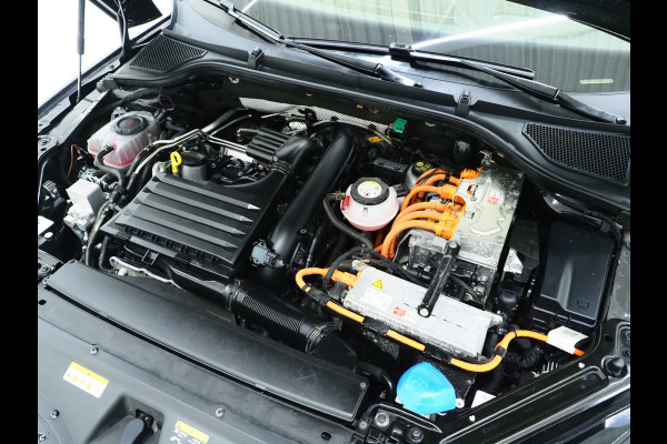 Škoda Octavia Combi 1.4 TSI iV PHEV Style | Panoramadak | Leder | Canton | HUD | Camera | Massage | Keyless | Adaptive Cruise