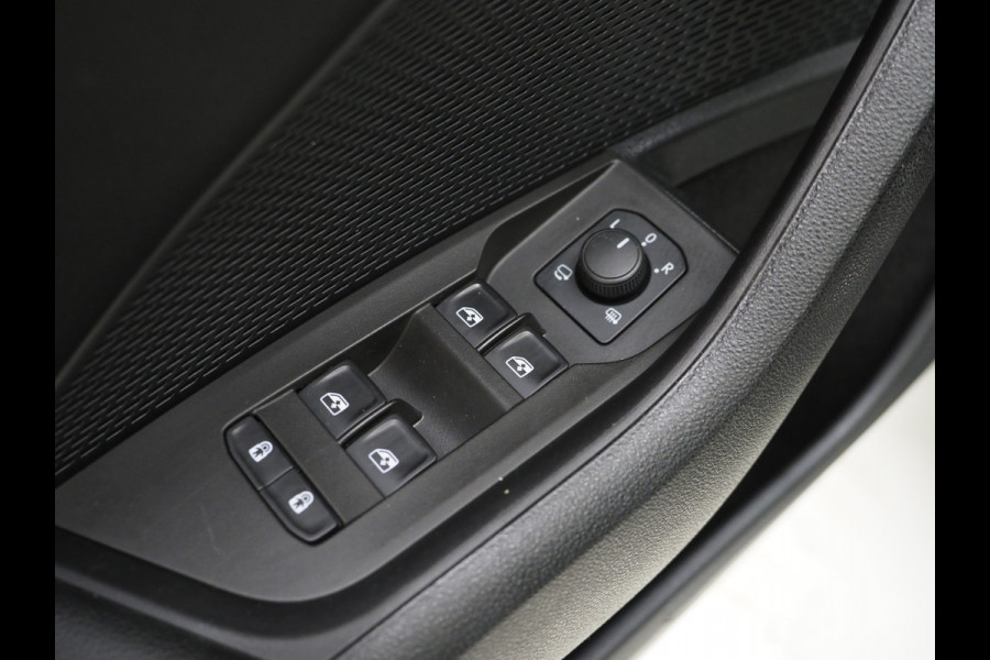 Škoda Octavia Combi 1.4 TSI iV PHEV Style | Panoramadak | Leder | Canton | HUD | Camera | Massage | Keyless | Adaptive Cruise