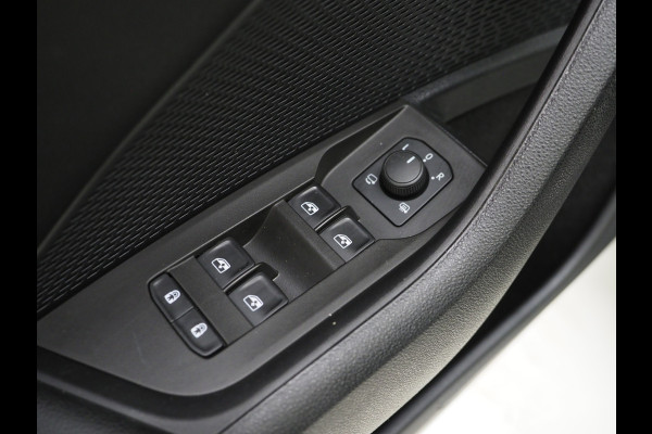 Škoda Octavia Combi 1.4 TSI iV PHEV Style | Panoramadak | Leder | Canton | HUD | Camera | Massage | Keyless | Adaptive Cruise