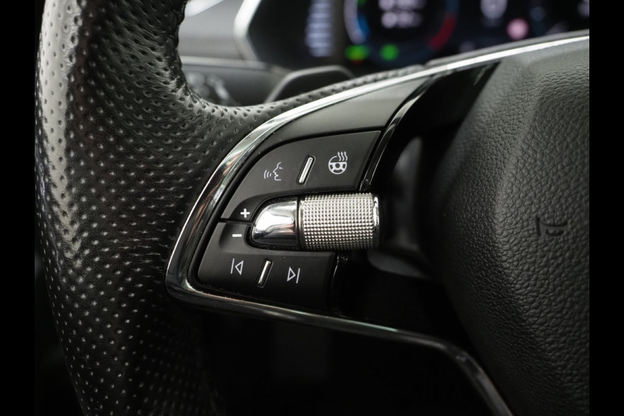 Škoda Octavia Combi 1.4 TSI iV PHEV Style | Panoramadak | Leder | Canton | HUD | Camera | Massage | Keyless | Adaptive Cruise