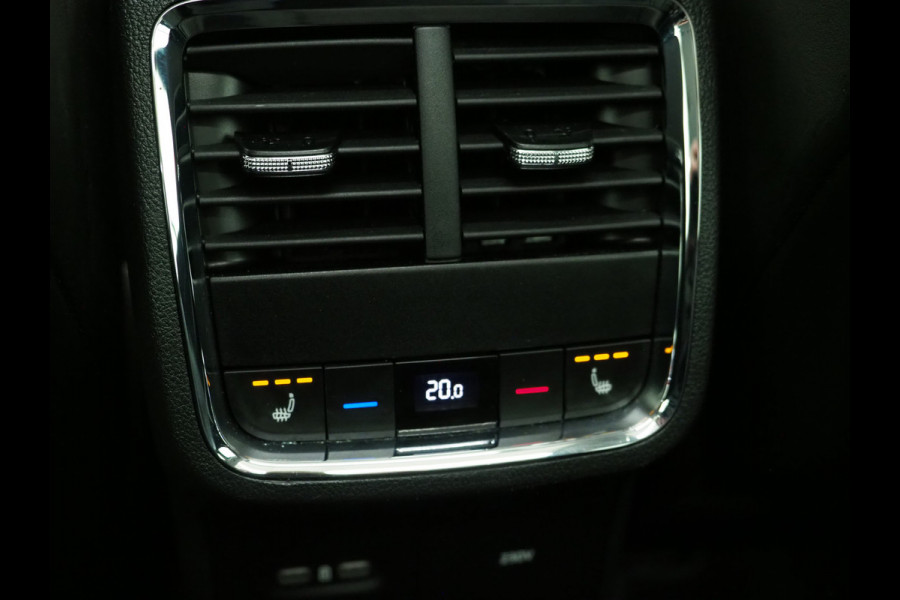 Škoda Octavia Combi 1.4 TSI iV PHEV Style | Panoramadak | Leder | Canton | HUD | Camera | Massage | Keyless | Adaptive Cruise