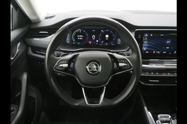 Škoda Octavia Combi 1.4 TSI iV PHEV Style | Panoramadak | Leder | Canton | HUD | Camera | Massage | Keyless | Adaptive Cruise