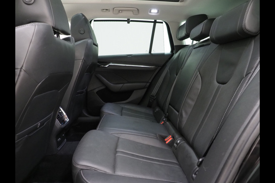 Škoda Octavia Combi 1.4 TSI iV PHEV Style | Panoramadak | Leder | Canton | HUD | Camera | Massage | Keyless | Adaptive Cruise