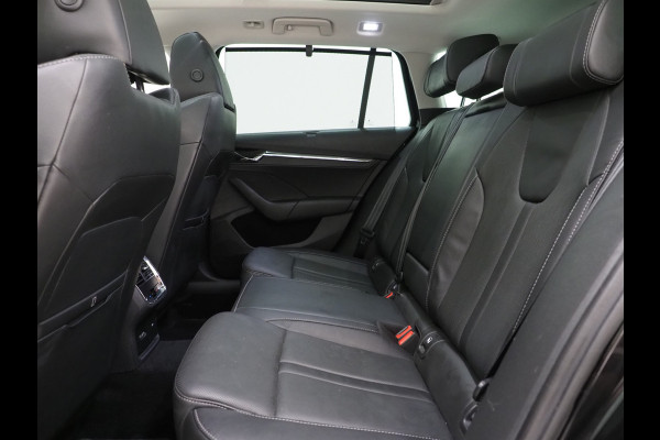 Škoda Octavia Combi 1.4 TSI iV PHEV Style | Panoramadak | Leder | Canton | HUD | Camera | Massage | Keyless | Adaptive Cruise