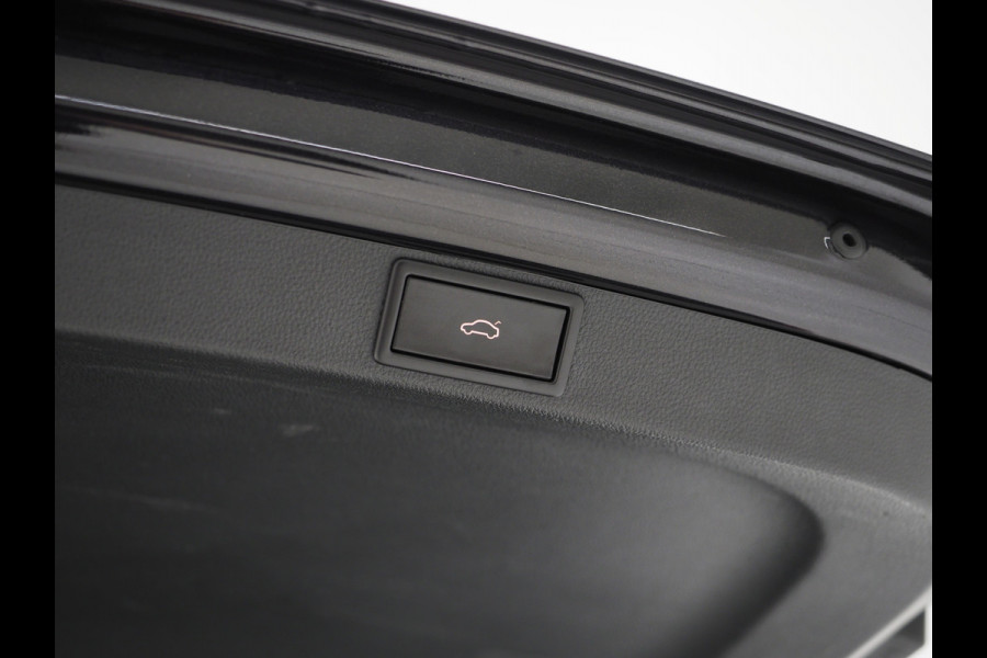 Škoda Octavia Combi 1.4 TSI iV PHEV Style | Panoramadak | Leder | Canton | HUD | Camera | Massage | Keyless | Adaptive Cruise