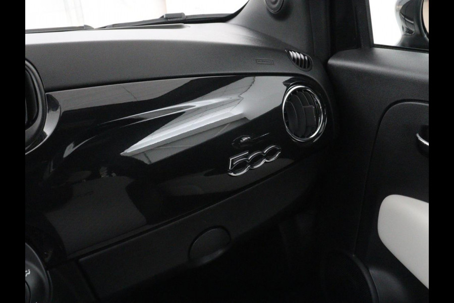 Fiat 500C 1.0 Hybrid Dolcevita | Origineel NL | Carplay | Navigatie | Cruise control | Airco | Elektrisch vouwdak | Parkeerhulp | Bluetooth