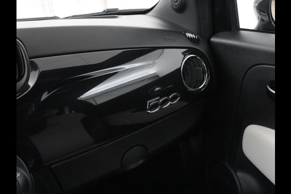 Fiat 500C 1.0 Hybrid Dolcevita | Origineel NL | Carplay | Navigatie | Cruise control | Airco | Elektrisch vouwdak | Parkeerhulp | Bluetooth