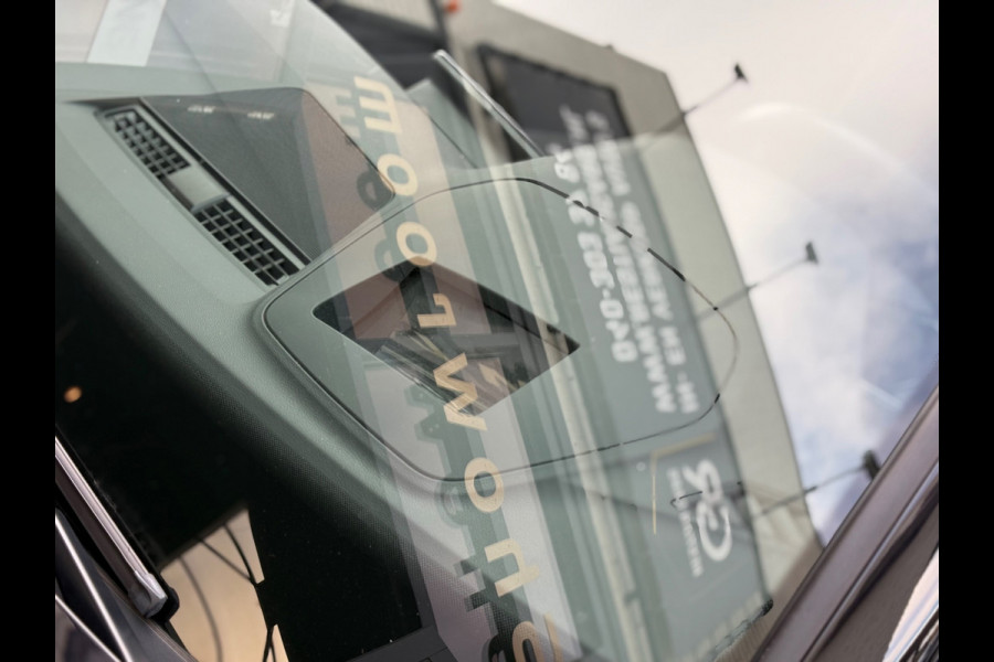 Volkswagen Golf 8 R 2.0 TSI Performance 4Motion AUTOMAAT-ACC-CAMERA-HARMAN KARDON-HEADUP-IQ LIGHT-MODE-NAVIGATIE-PANORAMA