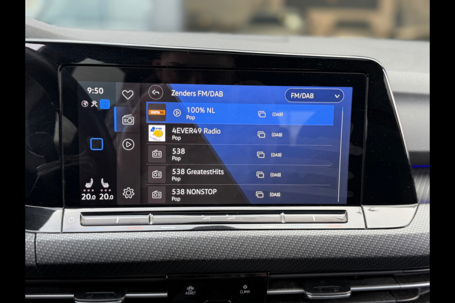 Volkswagen Golf 8 R 2.0 TSI Performance 4Motion AUTOMAAT-ACC-CAMERA-HARMAN KARDON-HEADUP-IQ LIGHT-MODE-NAVIGATIE-PANORAMA