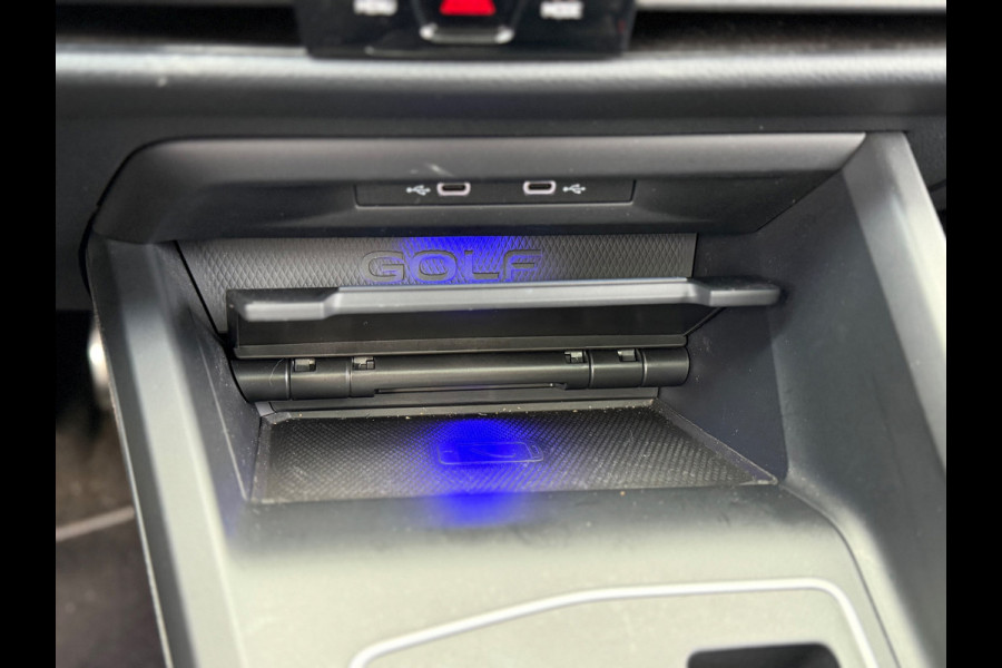 Volkswagen Golf 8 R 2.0 TSI Performance 4Motion AUTOMAAT-ACC-CAMERA-HARMAN KARDON-HEADUP-IQ LIGHT-MODE-NAVIGATIE-PANORAMA