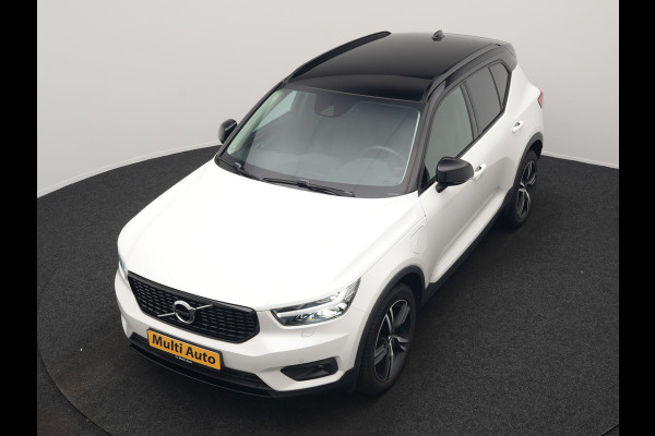 Volvo XC40 T5 Recharge R-Design PHEV 263pk Dealer O.H. | Adaptive Cruise | Camera | Lederen Sportstoelen Memory & Verwarmd | Apple Carplay | Stuur Verwarmd | 19"L.M | Virtual | Blis | Navigatie | DAB | Plug In Hybrid