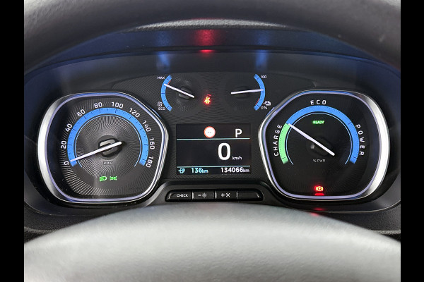 Toyota PROACE Electric Worker L2 Extra Range 75KWh / SOH 90% / 3Pers. / Navigatie / Airco / Bedrijfswagen inrichting / Apk 02-2027