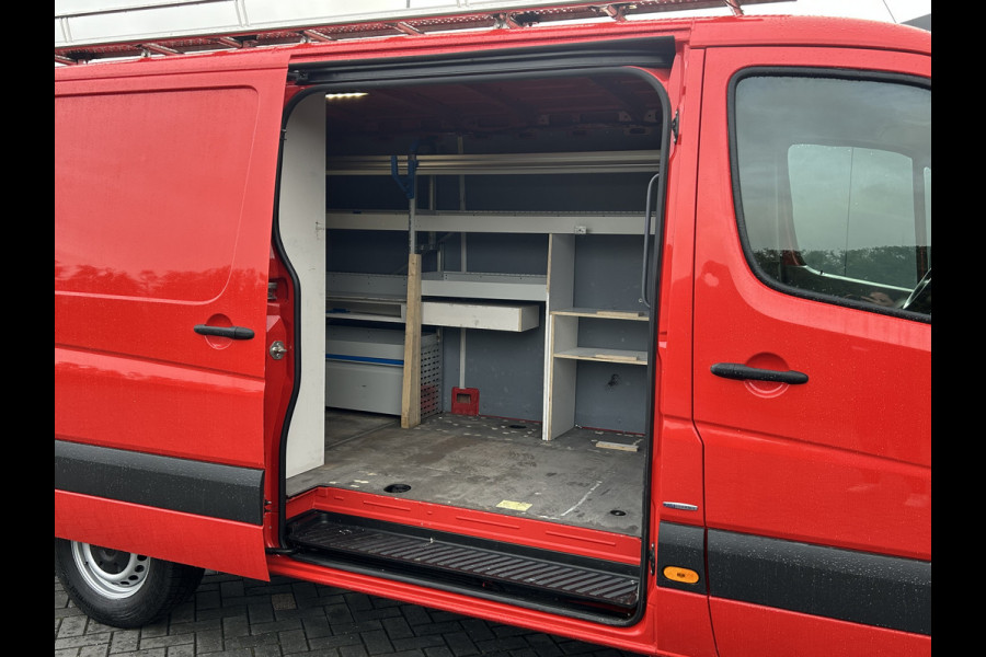 Mercedes-Benz Sprinter 314 CDI 143 PK / L2H1 / 1e EIG. / IMPERIAAL / INRICHTING / 2.8T. TREKHAAK / AIRCO / CRUISE
