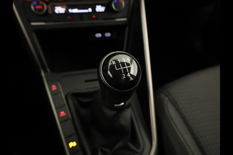 Volkswagen Polo 1.0 TSI Comfortline Business 95 pk | Navigatie | Parkeersensoren | Achteruitrijcamera | Adaptieve cruise control |