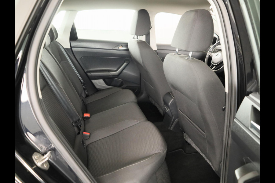 Volkswagen Polo 1.0 TSI Comfortline Business 95 pk | Navigatie | Parkeersensoren | Achteruitrijcamera | Adaptieve cruise control |