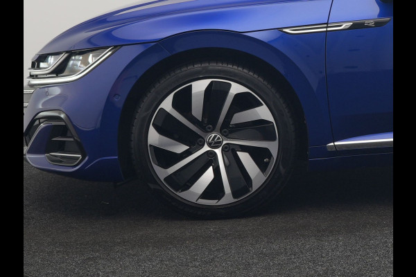 Volkswagen Arteon Shooting Brake 1.4 TSI eHybrid R-Line PHEV 218pk Dealer O.H | Trekhaak Af Fabriek | Adaptive Cruise | 360 Camera | IQ Light | Alcantara Sportstoelen Message & Verwarmd | Blis | Apple Carplay | Navigatie | Virtual | DAB |  Plug In Hybrid