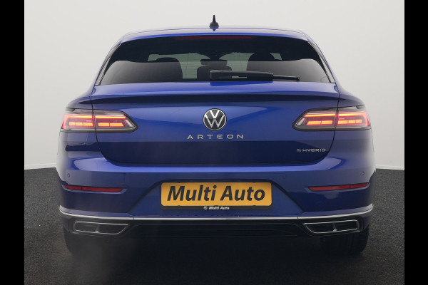 Volkswagen Arteon Shooting Brake 1.4 TSI eHybrid R-Line PHEV 218pk Dealer O.H | Trekhaak Af Fabriek | Adaptive Cruise | 360 Camera | IQ Light | Alcantara Sportstoelen Message & Verwarmd | Blis | Apple Carplay | Navigatie | Virtual | DAB |  Plug In Hybrid