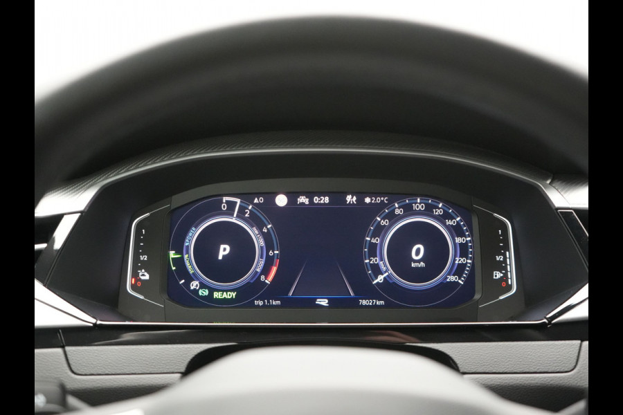 Volkswagen Arteon Shooting Brake 1.4 TSI eHybrid R-Line PHEV 218pk Dealer O.H | Trekhaak Af Fabriek | Adaptive Cruise | 360 Camera | IQ Light | Alcantara Sportstoelen Message & Verwarmd | Blis | Apple Carplay | Navigatie | Virtual | DAB |  Plug In Hybrid