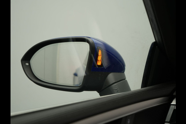 Volkswagen Arteon Shooting Brake 1.4 TSI eHybrid R-Line PHEV 218pk Dealer O.H | Trekhaak Af Fabriek | Adaptive Cruise | 360 Camera | IQ Light | Alcantara Sportstoelen Message & Verwarmd | Blis | Apple Carplay | Navigatie | Virtual | DAB |  Plug In Hybrid