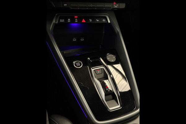 Audi A3 Sportback 35 TFSI 3x S-Line CarPlay RS Seats