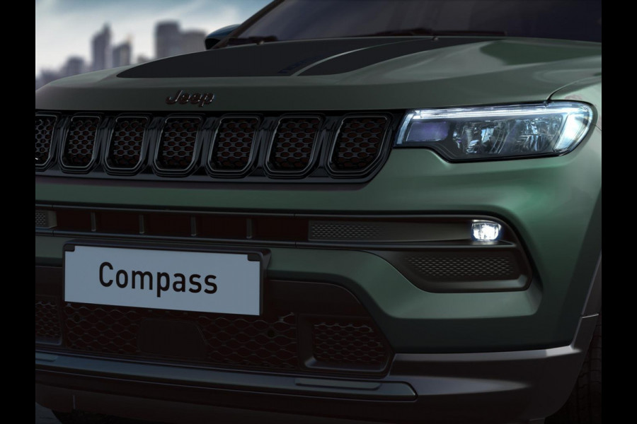 Jeep Compass 1.5T e-Hybrid North Star Schuif/Kanteldak | Winter Pack | Safety Pack