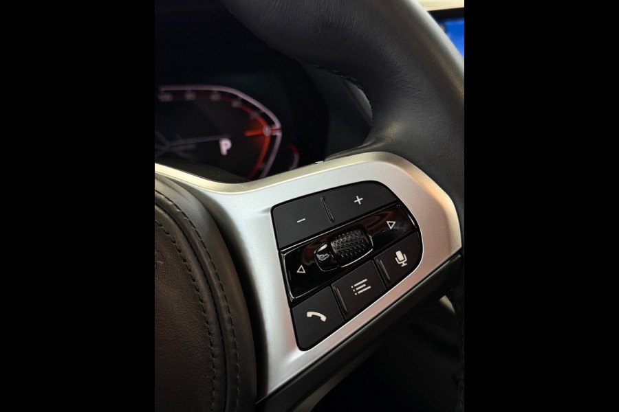 BMW 1-serie 118i M-Pakket CarPlay Panorama