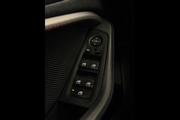 BMW 1-serie 118i M-Pakket CarPlay Panorama