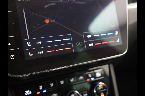 Škoda Superb Combi 1.4 TSI iV Laurin & Klemet PHEV 218pk Dealer O.H. | Trekhaak Af Fabriek | Panodak | Adaptive Cruise | 360 Camera | Lederen Sportstoelen Ventilatie & Memory & Massage | Canton Audio | Crystal LED | Stuur Verwarmd | Sfeerverlichting | Plug In