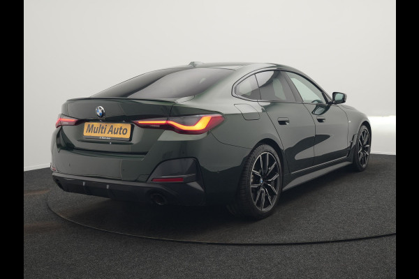 BMW 4 Serie Coupé 430i M Sport 245pk Dealer O.H Sanremo Green | Panodak | Lederen Competition Stoelen Memory & Verwarmd | Adaptive Onderstel | 360 Camera | Harman & Kardon | 19" L.M | Carbon | Apple Carplay | Navigatie | Blis | Virtual | DAB |