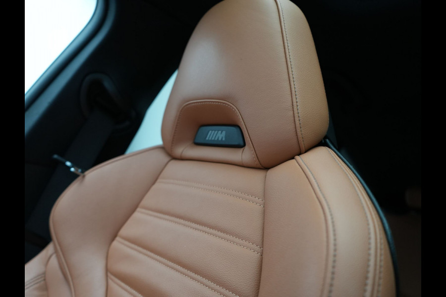 BMW 4 Serie Coupé 430i M Sport 245pk Dealer O.H Sanremo Green | Panodak | Lederen Competition Stoelen Memory & Verwarmd | Adaptive Onderstel | 360 Camera | Harman & Kardon | 19" L.M | Carbon | Apple Carplay | Navigatie | Blis | Virtual | DAB |