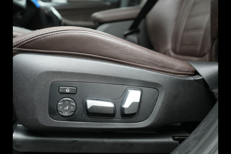 BMW X3 xDrive30e Business Edition Plus PHEV 293pk FACELIFT Dealer O.H. | Trekhaak Af Fabriek | Panodak | Head Up | Adaptive Cruise | Adaptief Onderstel | Lederen Sportstoelen Memory & Ventilatie | Camera | Keyless | Apple Carplay | Navigatie | Virtual | Plug In