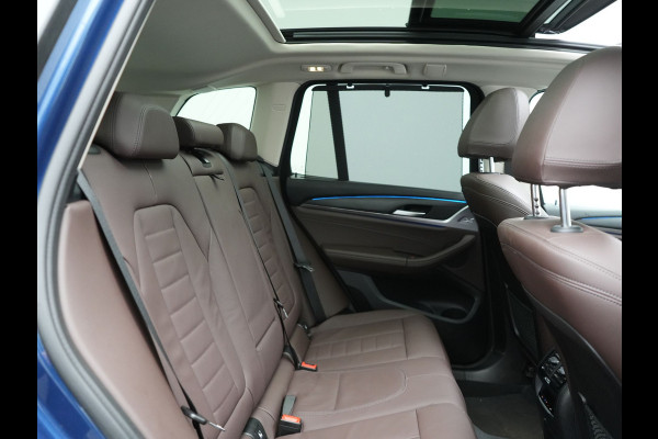 BMW X3 xDrive30e Business Edition Plus PHEV 293pk FACELIFT Dealer O.H. | Trekhaak Af Fabriek | Panodak | Head Up | Adaptive Cruise | Adaptief Onderstel | Lederen Sportstoelen Memory & Ventilatie | Camera | Keyless | Apple Carplay | Navigatie | Virtual | Plug In