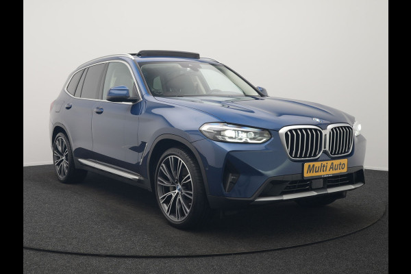 BMW X3 xDrive30e Business Edition Plus PHEV 293pk FACELIFT Dealer O.H. | Trekhaak Af Fabriek | Panodak | Head Up | Adaptive Cruise | Adaptief Onderstel | Lederen Sportstoelen Memory & Ventilatie | Camera | Keyless | Apple Carplay | Navigatie | Virtual | Plug In