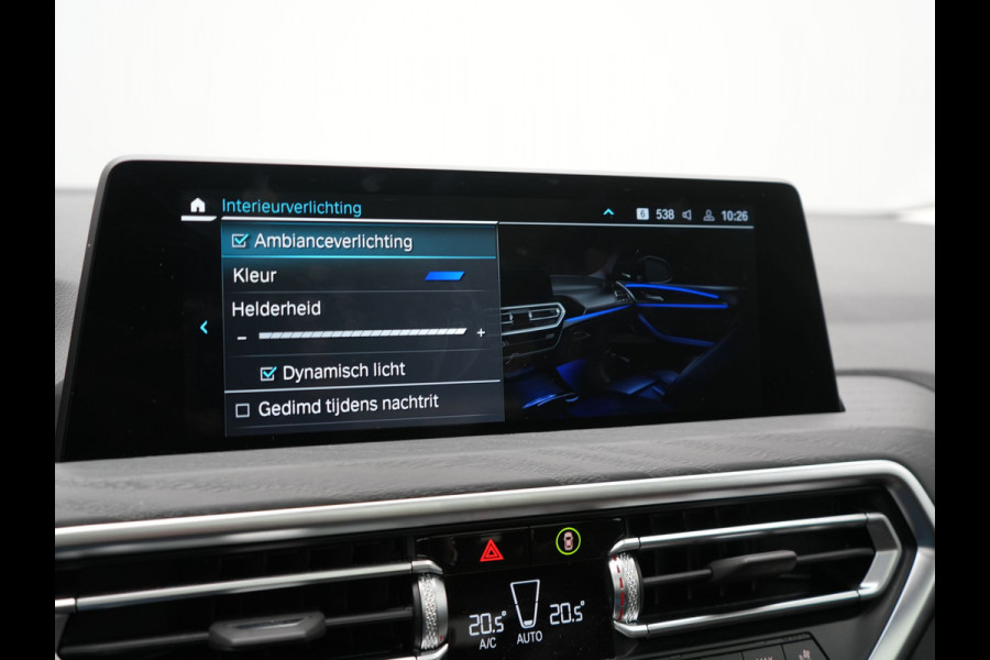 BMW X3 xDrive30e Business Edition Plus PHEV 293pk FACELIFT Dealer O.H. | Trekhaak Af Fabriek | Panodak | Head Up | Adaptive Cruise | Adaptief Onderstel | Lederen Sportstoelen Memory & Ventilatie | Camera | Keyless | Apple Carplay | Navigatie | Virtual | Plug In