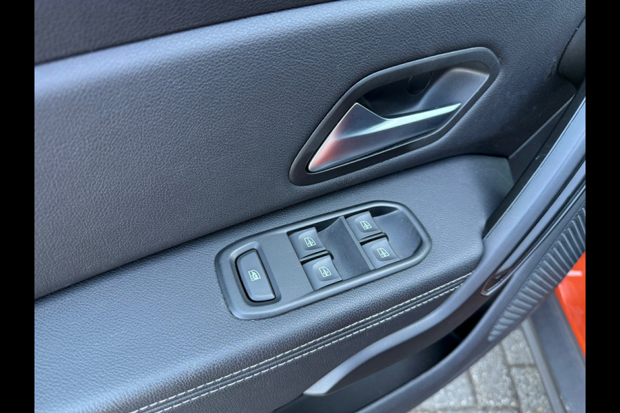 Dacia Duster 1.3 TCe Prestige - Navi - Climate - Trekhaak - Org.NL