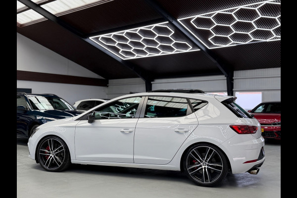 Seat Leon 2.0 TSI CUPRA 300 Panorama CarPlay