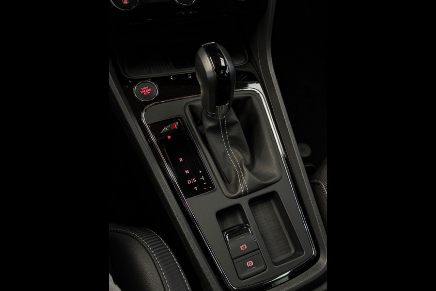 Seat Leon 2.0 TSI CUPRA 300 Panorama CarPlay