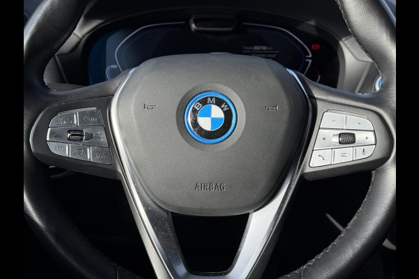 BMW iX3 Aut. High Executive 80 kWh | SoH 94% | Panorama | Leder | Memory |