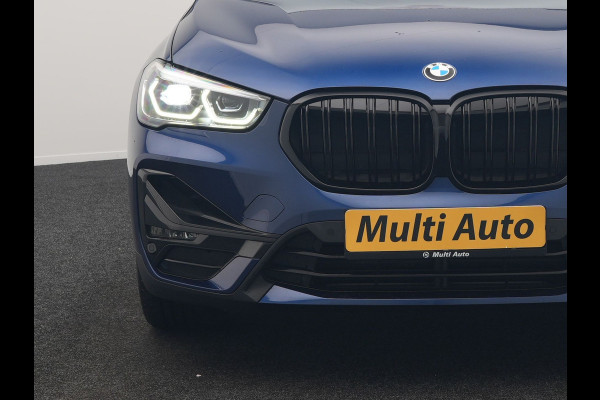 BMW X1 xDrive25e Sportline Plug In Hybrid 221pk Dealer O.H. PHEV | Trekhaak Afn. | Adaptive Cruise | Camera | Sportstoelen Verwarmd | Sfeerverlichting | Keyless | LED Koplampen | Navigatie | DAB |