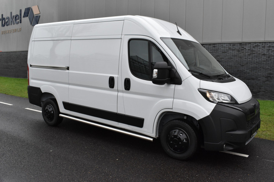 Peugeot Boxer 2.2 BlueHDi 140 S&S L2H2 3.3t Euro 6 Nieuwe registratie 2024/ GEEN BPM/ L2H2/ achteruitrijcamera verzwaard verenpakket, pakket City plus