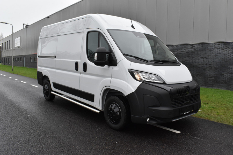 Peugeot Boxer 2.2 BlueHDi 140 S&S L2H2 3.3t Euro 6 Nieuwe registratie 2024/ GEEN BPM/ L2H2/ achteruitrijcamera verzwaard verenpakket, pakket City plus