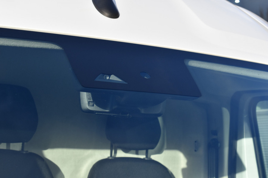 Peugeot Boxer 2.2 BlueHDi 140 S&S L2H2 3.3t Euro 6 Nieuwe registratie 2024/ GEEN BPM/ L2H2/ achteruitrijcamera verzwaard verenpakket, pakket City plus