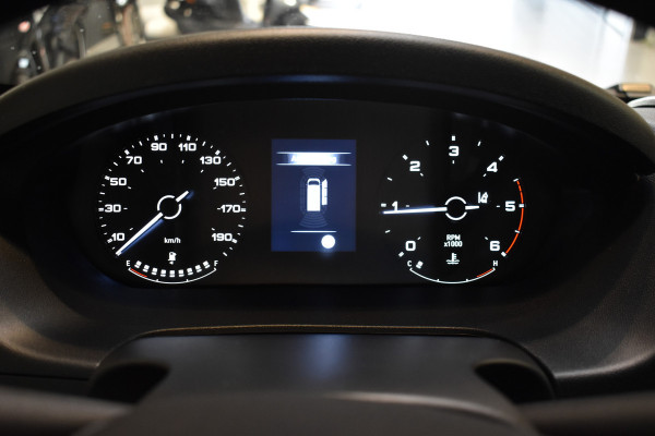 Peugeot Boxer 2.2 BlueHDi 140 S&S L2H2 3.3t Euro 6 Nieuwe registratie 2024/ GEEN BPM/ L2H2/ achteruitrijcamera verzwaard verenpakket, pakket City plus